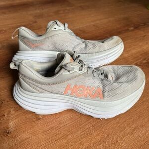 HOKA Women's Bondi 8 Running Athletic Shoes